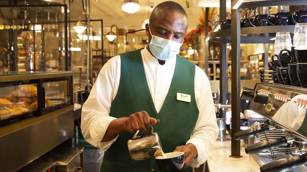 _119121002_barista_pa.jpg