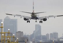 伦敦城市机场扩建计划获批|首批查尔斯硬币开始流通|WHSmith进军食品市场