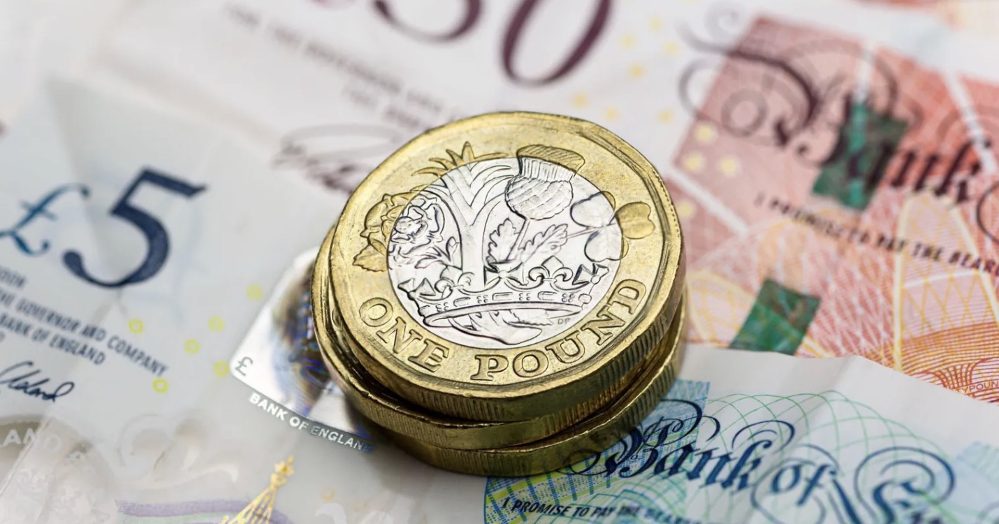 英镑跌至9！劳斯莱斯斥资3亿英镑扩建英国工厂，以满足客户定制需求！ | 英国房产圈