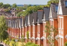 失业后,他意外成为房东,坐拥280万英镑房产帝国!