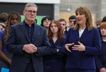 在英国出生的难民子女未来可能面临被遣返的风险|10月通胀下降至6月以来最低