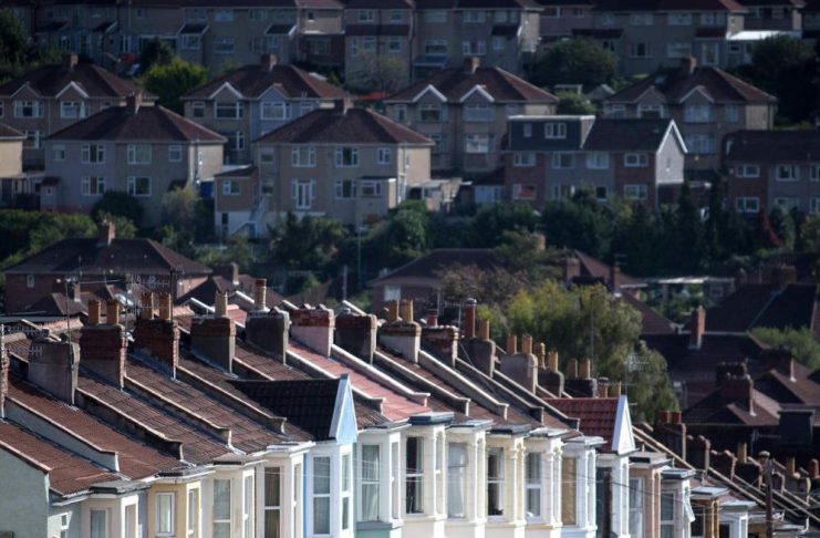 英国房地产市场迎来了一股“跨洋热”,投资前,有哪些关键注意事项?