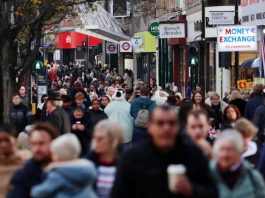 英抵押贷款市场三季度强劲增长!秋季预算将加速通胀降低!美国或将强制检查游客社交媒体账号!