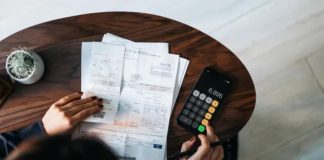 我的男朋友强迫我签了一份联合抵押贷款,毁了我的生活!