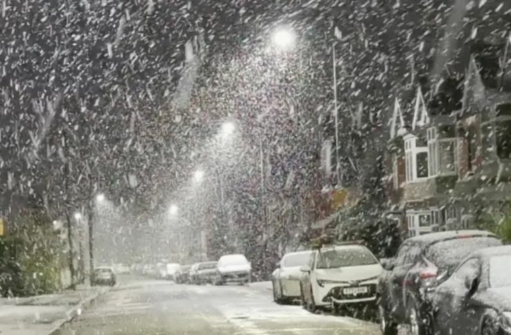 英国即将迎来冰天雪地|Lidl称圣诞销售“破纪录”|英国为儿童免费接种水痘疫苗