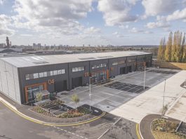 中国电商巨头落户曼彻斯特贸易园区,中英商业合作升温|英国贷款利率下降