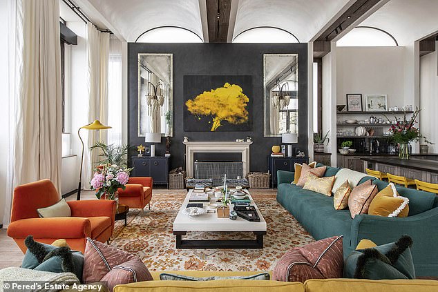 1,500万到895万镑还是卖不掉,音乐传奇的海景豪宅为何无人接盘?