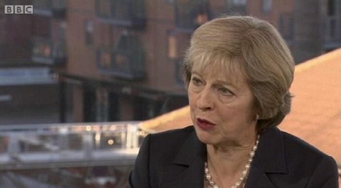 英国首相今天宣布明年3月底之前正式启动英国的脱欧进程,这对房价有什么影响?