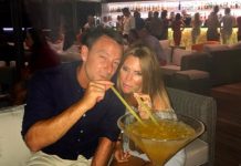 “炫富的代价”:英国切尔西球星的豪宅进了贼,偷走近40万英镑的包包和珠宝…