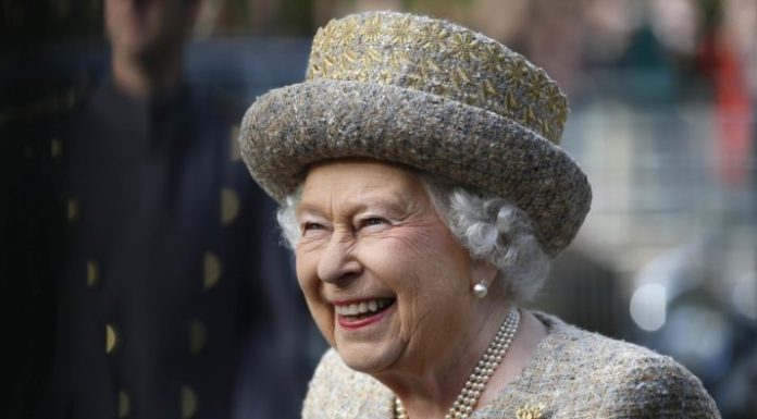 世界上最富有的王室排行榜!英国女王竟然这么“穷”…