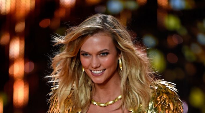 维秘天使Karlie Kloss,明明可以靠脸吃饭的她偏偏要当程序员!