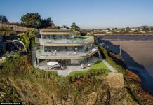 有钱任性:买下英国威尔士最贵豪宅,却要把豪宅推平,重建!
