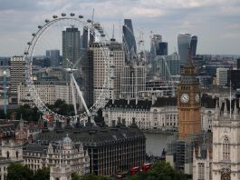 路透社调查:脱欧震荡下,伦敦金融城地位依然岿然不动!