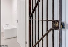 曾经的警局改造成公寓?自家房里还能有个监狱…