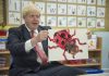 英国单日感染破千!鲍里斯:学校9月必须开学!但是胖人以后得待在家里?!