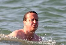 英国前首相卡梅伦为了锻炼想建泳池,政府回应:太深!