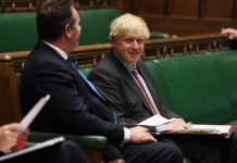 鲍里斯计划实施“三级封锁”措施,英国的疫情将延续至圣诞节?脱欧谈判再延期,分歧不小!