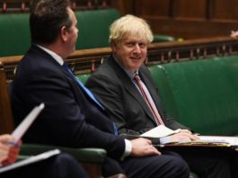 鲍里斯计划实施“三级封锁”措施,英国的疫情将延续至圣诞节?脱欧谈判再延期,分歧不小!