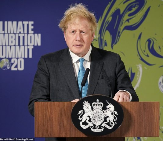 默克尔拒绝妥协,英国无贸易协议脱欧几率瞬间激增至80%!英国公布无协议应急计划!