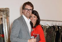“卫生大臣出轨门”男女主双双离婚决定同居!香港7月1日起禁飞英国航班!