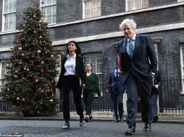 8.36,英镑暴跌创今年新低!| 20年来英国房主赚3万亿英镑,伦敦赚最多…