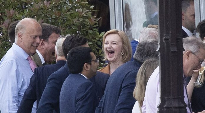 最新民调:Penny Mordaunt支持率领先!选首相时间表公布,候选人各种拉票!
