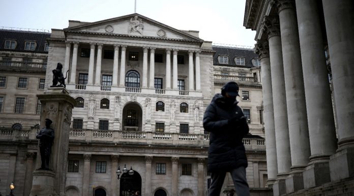 英国贷款利率有望进一步下跌!近期迎来史上最大规模NHS罢工!