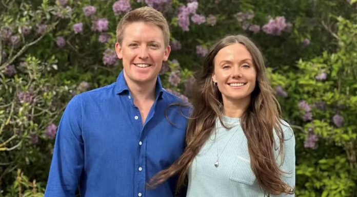 英国身价900多亿顶级高富帅订婚!娶了“平民女孩” !