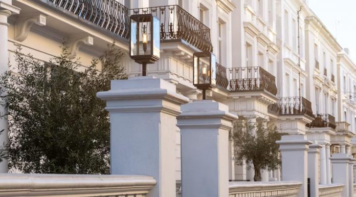 英镑下跌至9.27!加息之下英国房市仍有价有市,今年挂牌房产中70%都已成交!
