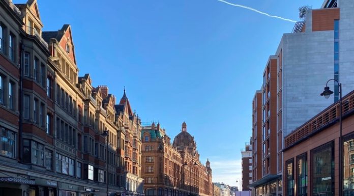 英镑跌至9.18!| 英国宣布刺激剑桥伦敦利兹住房新计划!| 伦敦租金上涨至£2,567!