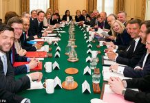 工党民调领先18%,首相收到了在任第一封不信任信!| 10月英国租金年涨幅11.7%,伦敦14.8%!