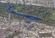 伦敦市中心黄金地段市场预计在5年内房价上涨18.7%!英国大学的非欧盟国际学生获得高分的可能性更低