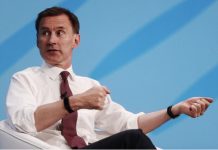 英国将向制造业投资45亿英镑提振经济增长!11月英国租金年涨幅10.1%,暂停加息提振买家信心!