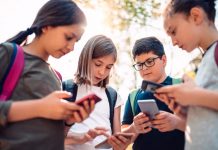 英国女子为避免高昂租金买了艘运河船,结果被现实“打脸”了!