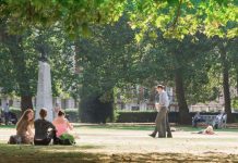 英国身价98亿镑的最强高富帅进军“贷款业务”:9亿英镑先小试牛刀~