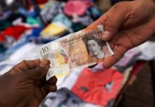 华尔街押注英镑明年涨至1.35美元!财相暗示为公务员加薪!乔治11岁生日照公布!
