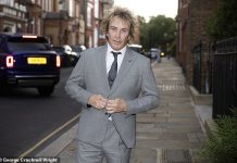 工党要对富人加税!英国最富“水管工”誓言要卖掉1200 万豪宅跑路?