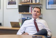 前财相称英国无须自我贬低!改革党或成英国“第二大党”!伦敦经适房供应量出现史上最严重下滑!