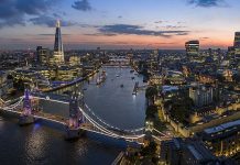 英国女医生花150万镑在海边建造了梦中豪宅,但却住不起,这到底值不值?