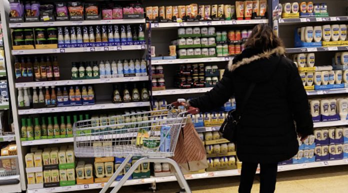英国购房出租贷款同比激增26%|英国通胀降至3%,3月降息板上钉钉?