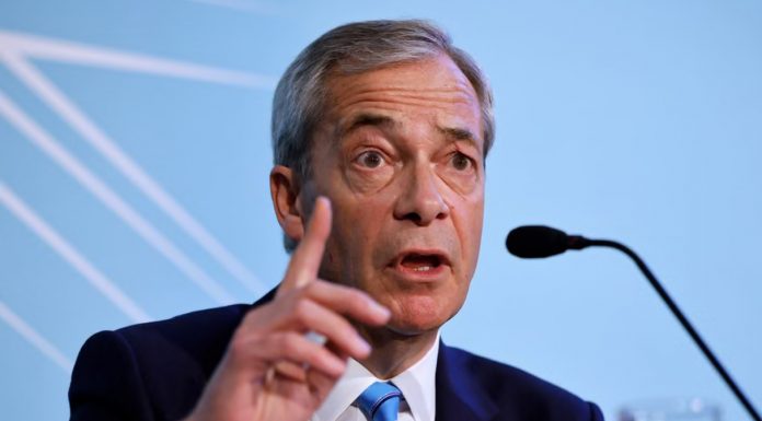 英国改革党法拉奇:是英国的“特朗普”,还是只是一个活跃的政坛过客?