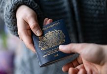 为求稳定,英国护照申请破纪录达31.2万人|购房出租房主信心企稳|多家银行下调贷款利率