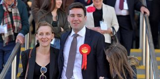 想当首相的”北方之王”,被扒出在伦敦悄悄当房东!英国政客的房产版图藏着什么投资逻辑?