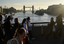 英国GDP第一季度增长0.6%,经济表现优于预期|英国央行加息预期重燃|英镑兑美元跌破1.35