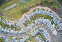 盖特威克恢复青岛直飞,中英往来再添航线|英国一季度 GDP 增长领跑 G7
