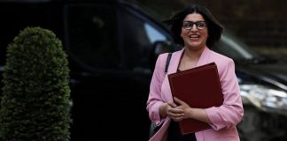 伯纳姆下周入主唐宁街,马哈茂德锁定财政大臣,英镑闻讯走高|英国房东报税迎数字化大改