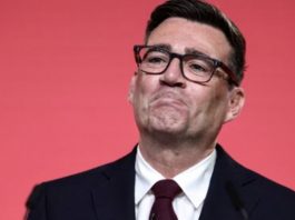 美国和海湾富豪回流,伦敦超级豪宅上半年成交额猛增79%|英国银行集体上调房贷利率