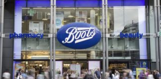 67亿英镑!来自加拿大的神秘家族,买下了英国人最离不开的Boots