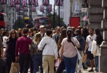 英国8月经济增长|连加四次息可能性不大,汇丰和NatWest今日起下调房贷利率